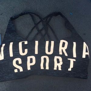 sports bra